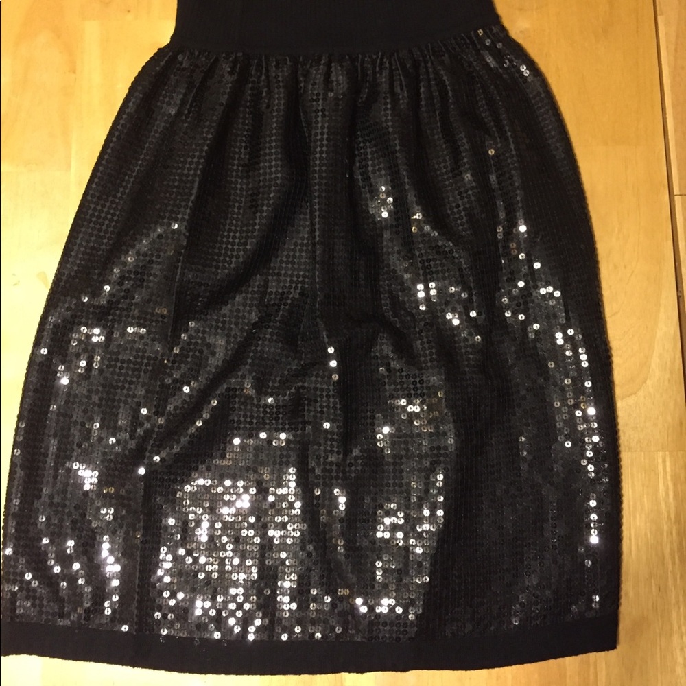 High waisted sequined skirt